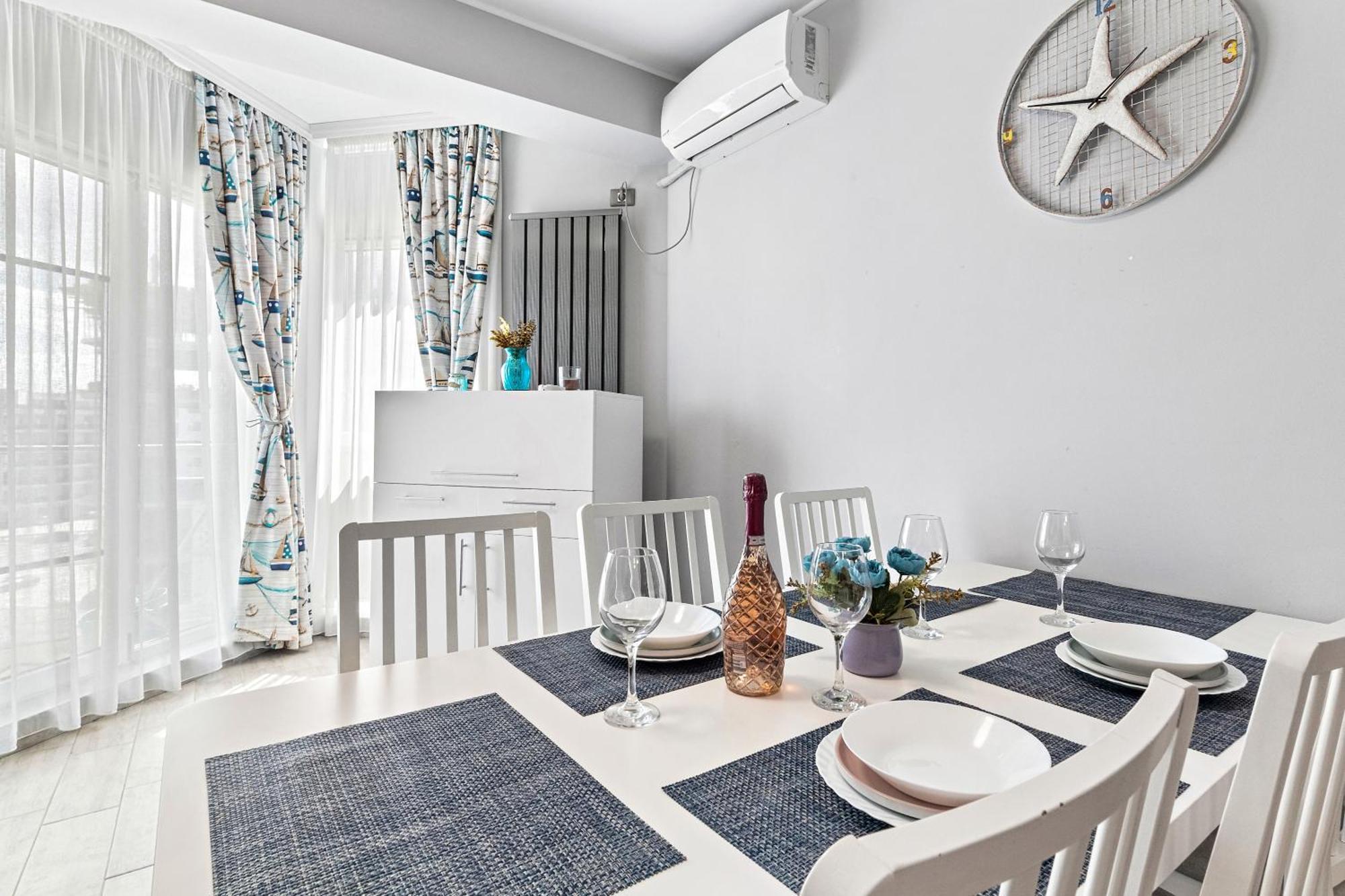 Năvodari Aquamarine - Pool & Spa Beach Resort מראה חיצוני תמונה